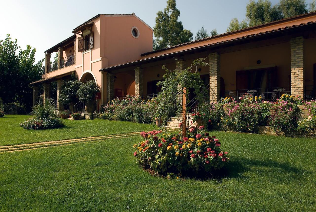 Corfu Club Apartments 古维亚 外观 照片